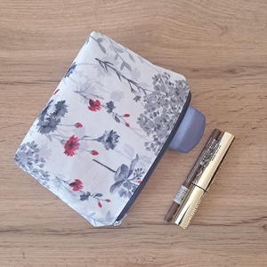 Virágmintás pamut neszesszer - Meska.hu