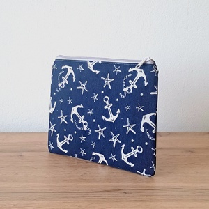 Közepes nagyságú férfi neszesszer - Meska.hu