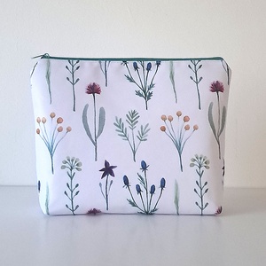 Nagyméretű női neszesszer - Meska.hu