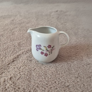 Alföldi porcelán tejkiöntő virágmintával - Meska.hu