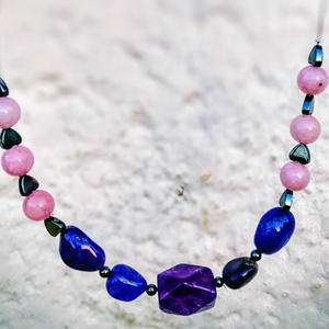 Ametiszt és hematit kövekből nyaklánc, nyakék , Ékszer, Nyaklánc, Gyöngyös nyaklánc, Ékszerkészítés, MESKA