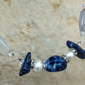 Kék achát és igazgyöngy nyaklánc, nyakék , Ékszer, Nyaklánc, Gyöngyös nyaklánc, Ékszerkészítés, MESKA