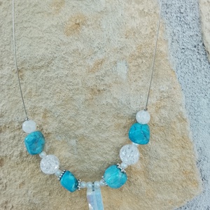 Fehér és kék ásvány nyaklánc, nyakék  - ékszer - nyaklánc - gyöngyös nyaklánc - Meska.hu