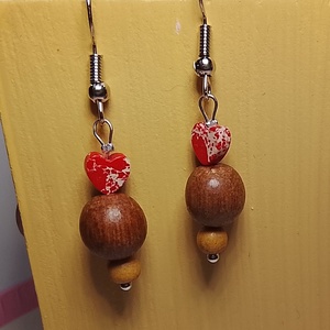 Fülbevaló  piros szívvel  - ékszer - fülbevaló - lógó fülbevaló - Meska.hu