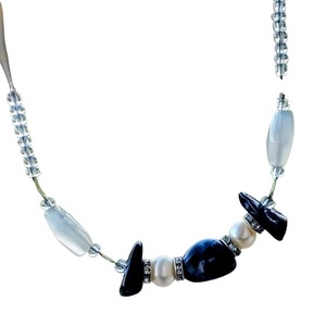 Kék achát és igazgyöngy nyaklánc, nyakék  - ékszer - nyaklánc - gyöngyös nyaklánc - Meska.hu