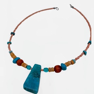 Türkiz nyaklánc, nyakék  - ékszer - nyaklánc - gyöngyös nyaklánc - Meska.hu