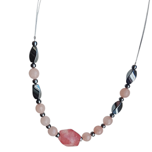 Rózsaszín és szürke ásvány nyaklánc, Ékszer, Nyaklánc, Gyöngyös nyaklánc, Ékszerkészítés, MESKA