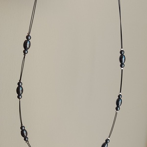 Hematit gyöngyös láncok acél zsinóron - ékszer - nyaklánc - gyöngyös nyaklánc - Meska.hu