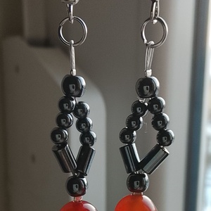 Fülbevaló hematit gyöngyökkel  - ékszer - fülbevaló - lógó fülbevaló - Meska.hu