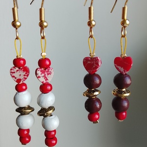 Fülbevaló piros  és fagyöngyökből  - ékszer - fülbevaló - lógó fülbevaló - Meska.hu
