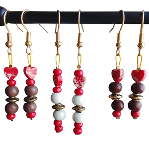 Fülbevaló piros  és fagyöngyökből , Ékszer, Fülbevaló, Lógó fülbevaló, Mindenmás, MESKA