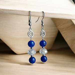 Fülbevaló  kék és fehér üveggyönggyel, Ékszer, Fülbevaló, Lógó fülbevaló, Mindenmás, MESKA