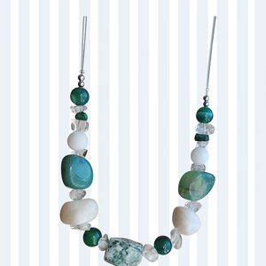 Zöld és fehér gyöngyökkel nyaklánc, Ékszer, Nyaklánc, Gyöngyös nyaklánc, Ékszerkészítés, MESKA