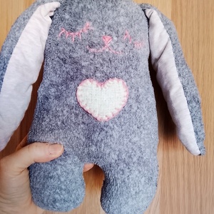 Varrott puha nyuszi textilfigura - játék & sport - plüssállat & játékfigura - hal - Meska.hu