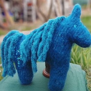 Varrott lovacska textiljaték - játék & sport - plüssállat & játékfigura - hal - Meska.hu