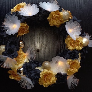 Fekete, arany rózsa LED - Meska.hu