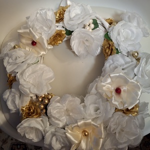 Fehér és arany rózsák - otthon & életmód - dekoráció - ajtó- és ablak dekoráció - ajtódísz & kopogtató - Meska.hu