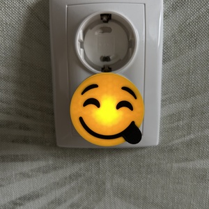 3 az 1-ben mosolygós éjjeli lámpa gyerekeknek + 1db dugalj - otthon & életmód - lámpa - hangulatlámpa - Meska.hu