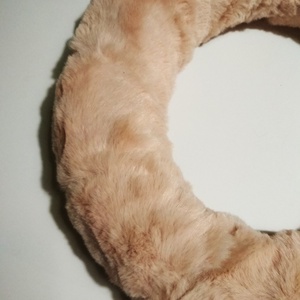 Szőrme koszorú alap, púder - kellékek & szerszámok - díszíthető tárgyak - Meska.hu