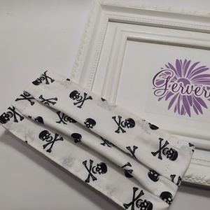 Textil maszk, kétrétegű, fehér-halálfejes -  - Meska.hu