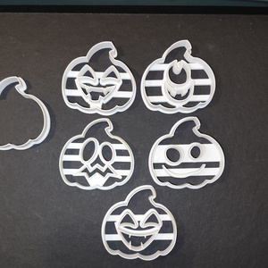 !AKCIÓ! Halloween-i kekszkiszúró csomag, Otthon & Életmód, Dekoráció, Halloween, Halloweeni sütikiszúrók, Mézeskalácssütés, Mindenmás, MESKA