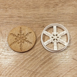 Karácsonyi hópihés (hatágú) keksz, süti. sütemény kiszúró forma - otthon & életmód - konyhafelszerelés, tálalás - sütés, főzés - sütikiszúró - Meska.hu