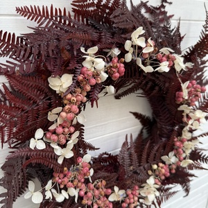 Bordó páfrány koszorú - otthon & életmód - dekoráció - virágdísz és tartó - koszorú - Meska.hu