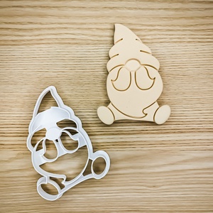 Sütikiszúró - Karácsonyi manó - otthon & életmód - konyhafelszerelés, tálalás - sütés, főzés - sütikiszúró - Meska.hu