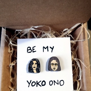 Lennon és Ono (Be my Yoko Ono) fülbevaló - ékszer - fülbevaló - pötty fülbevaló - Meska.hu