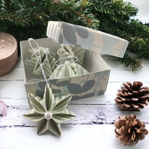 Olíva zöld, fehér csíkos csillag karácsonyfadísz szett 4 db-os 7CS04009FHZO - karácsony - karácsonyi lakásdekoráció - karácsonyfadíszek - Meska.hu