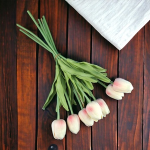 7 szálas halvány sárga, barackszínű tulipán csokor KTUL701SABK - otthon & lakás - dekoráció - virágdísz és tartó - csokor & virágdísz - Meska.hu