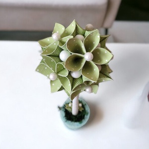 Világos zöld színű, fehér pöttyös mintás cseresznyevirágfa festett kézműves betonkaspóban KVF018 - otthon & életmód - dekoráció - asztal és polc dekoráció - asztaldísz - Meska.hu