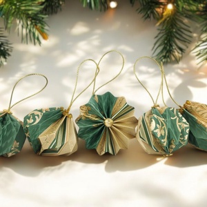 10 darabos arany, zöld színű karácsonyfadísz szett LNTZK006 - karácsony - karácsonyi lakásdekoráció - karácsonyfadíszek - Meska.hu