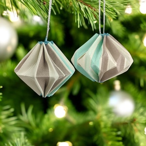 6 darabos fehér, szürke, mentazöld csíkos karácsonyfadísz szett karton díszdobozban LNT06008 - karácsony - karácsonyi lakásdekoráció - karácsonyfadíszek - Meska.hu