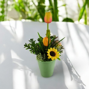 Narancssárga tulipános asztaldísz TUG106NS - otthon & életmód - dekoráció - virágdísz és tartó - csokor & virágdísz - Meska.hu