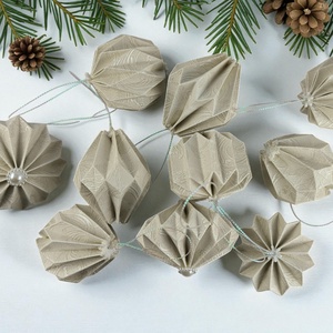 10 darabos karácsonyfadísz szett ekrü mintás  Egyedi kézműves papírdíszek LNTFH011 - karácsony - karácsonyi lakásdekoráció - karácsonyfadíszek - Meska.hu