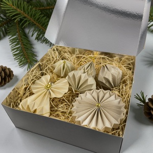 Karácsonyi ajándékbox válogatás - beige és arany árnyalatokban KGBX001 - karácsony - karácsonyi lakásdekoráció - karácsonyfadíszek - Meska.hu