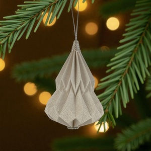 Ekrü, ezüst fenyőfa formájú karácsonyfadísz KF014, Karácsony, Karácsonyi lakásdekoráció, Karácsonyfadíszek, Papírművészet, MESKA