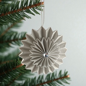 Világos ezüst rozetta formájú 2 darabos karácsonyfadísz szett ROZV2009 - karácsony - karácsonyi lakásdekoráció - karácsonyfadíszek - Meska.hu