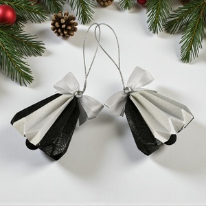 Csengettyű alakú fekete, fehér karácsonyfadísz szett BL208 - karácsony - karácsonyi lakásdekoráció - karácsonyfadíszek - Meska.hu