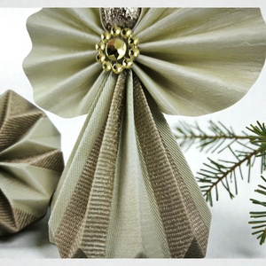 Krémszínű, arany papírangyalka PANAR0120 - karácsony - karácsonyi lakásdekoráció - karácsonyfadíszek - Meska.hu