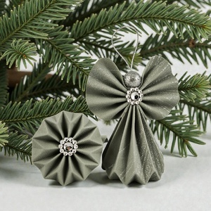 Zöldes szürke csillámos papírangyalka PANEZ0083, Otthon & Életmód, Dekoráció, Fali és függő dekoráció, Függődísz, Papírművészet, MESKA