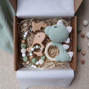 Olive Green Dino Selection Box - Baba ajándékdoboz / Babaváró ajándék / Babalátogató ajándék - Meska.hu