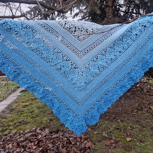 Búzavirág horgolt kendő - ruha & divat - sál, sapka, kendő - vállkendő - Meska.hu