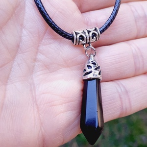 Nyaklánc fekete obszidián csúcsmedállal - ékszer - nyaklánc - medálos nyaklánc - Meska.hu