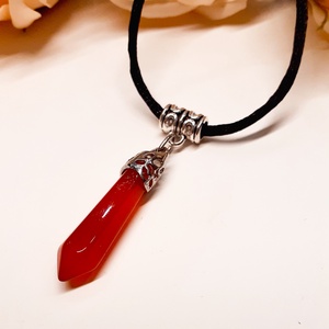 Karneol csúcsmedál nyaklánc - ékszer - nyaklánc - hosszú nyaklánc - Meska.hu