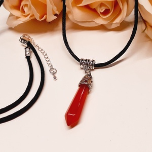 Karneol csúcsmedál nyaklánc - ékszer - nyaklánc - hosszú nyaklánc - Meska.hu