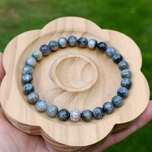 Sasszem karkötő cirkónia díszgömbbel  tisztánlátás, védelem és erő - ékszer - karkötő - ásványkarkötő - Meska.hu