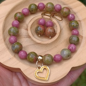 Szívgyógyító ásványkarkötő és fülbevaló unakittal és thulittal  - ékszer - ékszerszett - Meska.hu Szívgyógyító ásványkarkötő és fülbevaló unakittal és thulittal  - ékszer - ékszerszett - Meska.hu