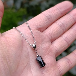 Védelmező fekete turmalin nyaklánc - ékszer - nyaklánc - medálos nyaklánc - Meska.hu